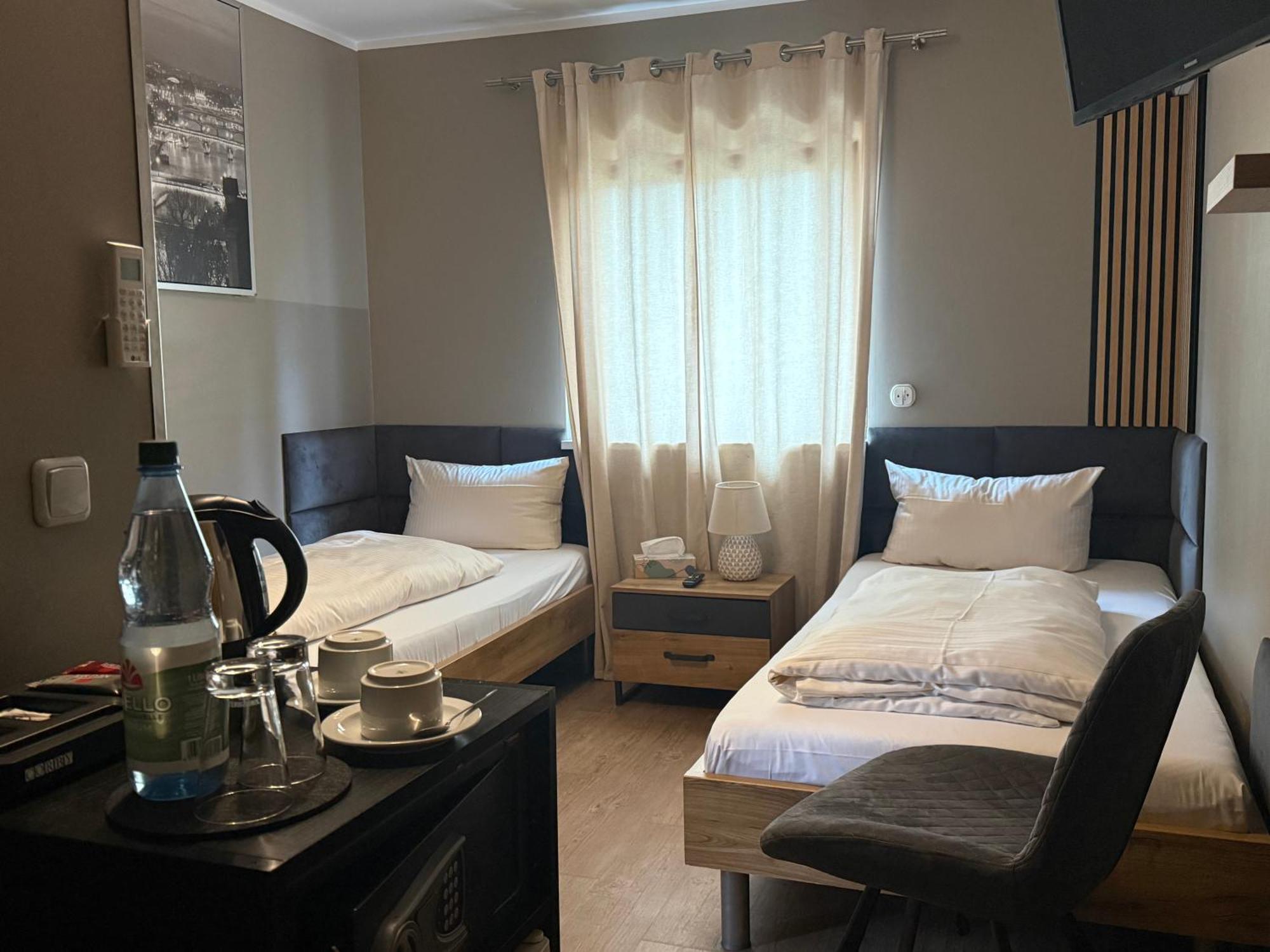 Standard Zweibettzimmer