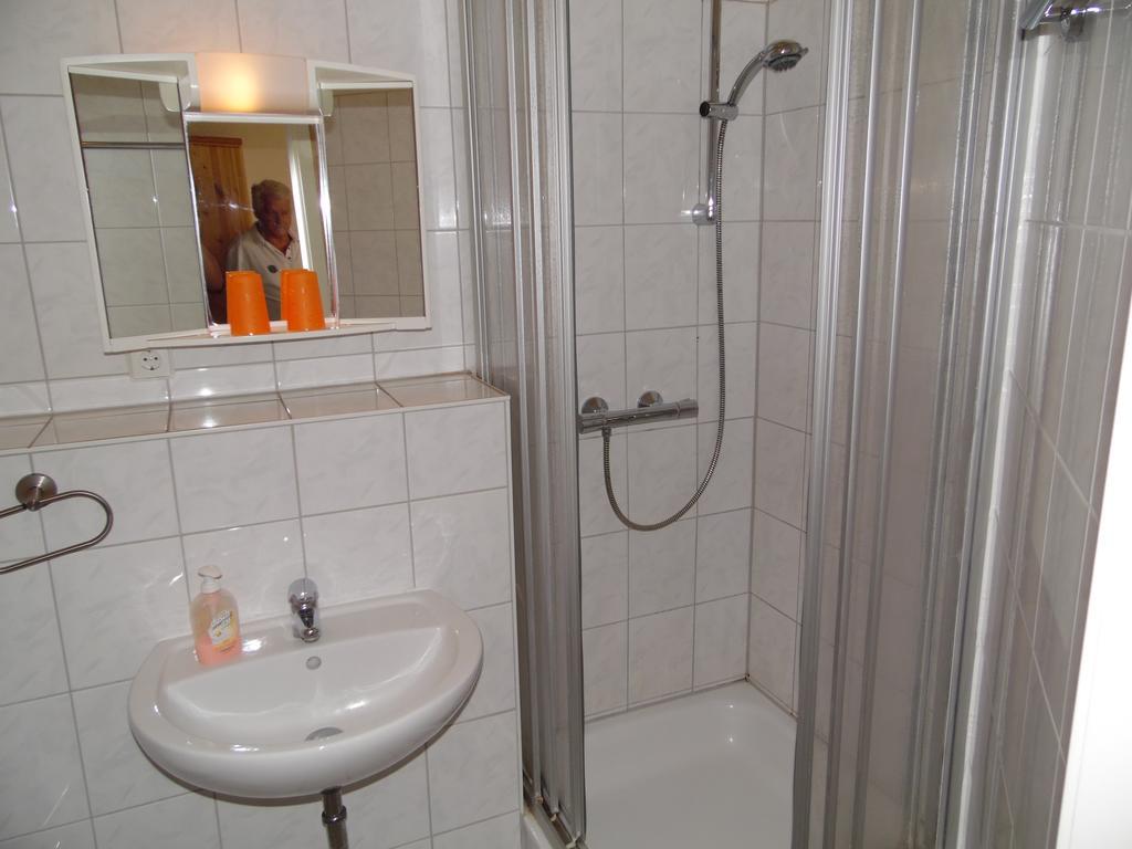 Single Room,162029046:JPEG