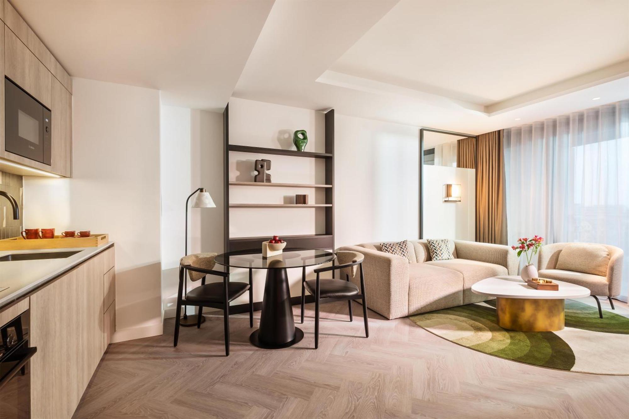 Ambassador Suite mit einem Kingsize-Bett