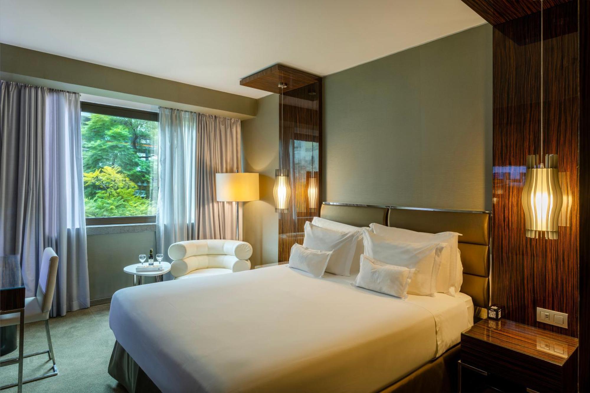Deluxe Premier Zimmer mit Kingsize-Bett