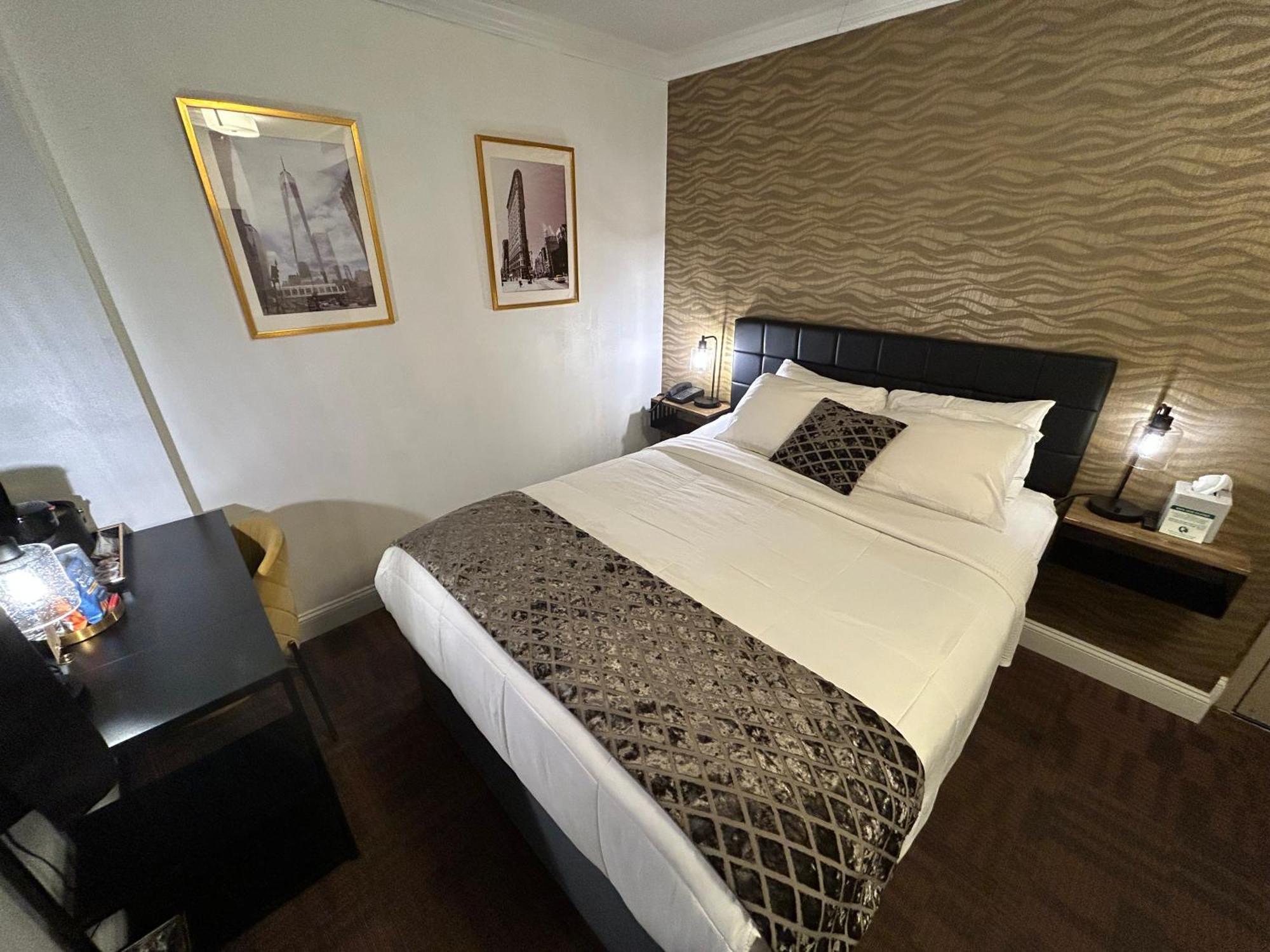 Zimmer mit Queensize-Bett