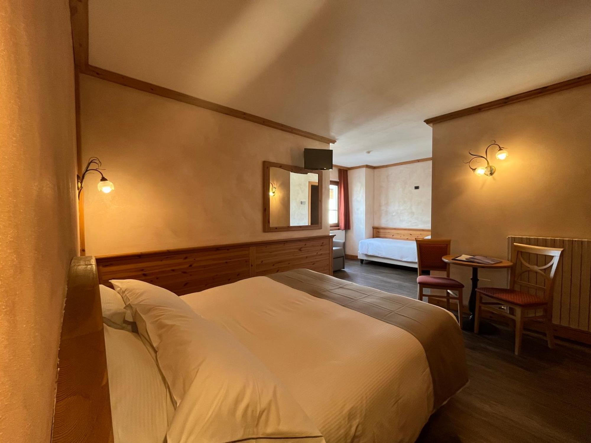 Dreibettzimmer