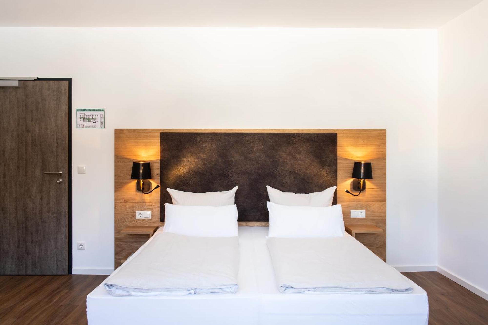 Doppelzimmer mit Balkon
