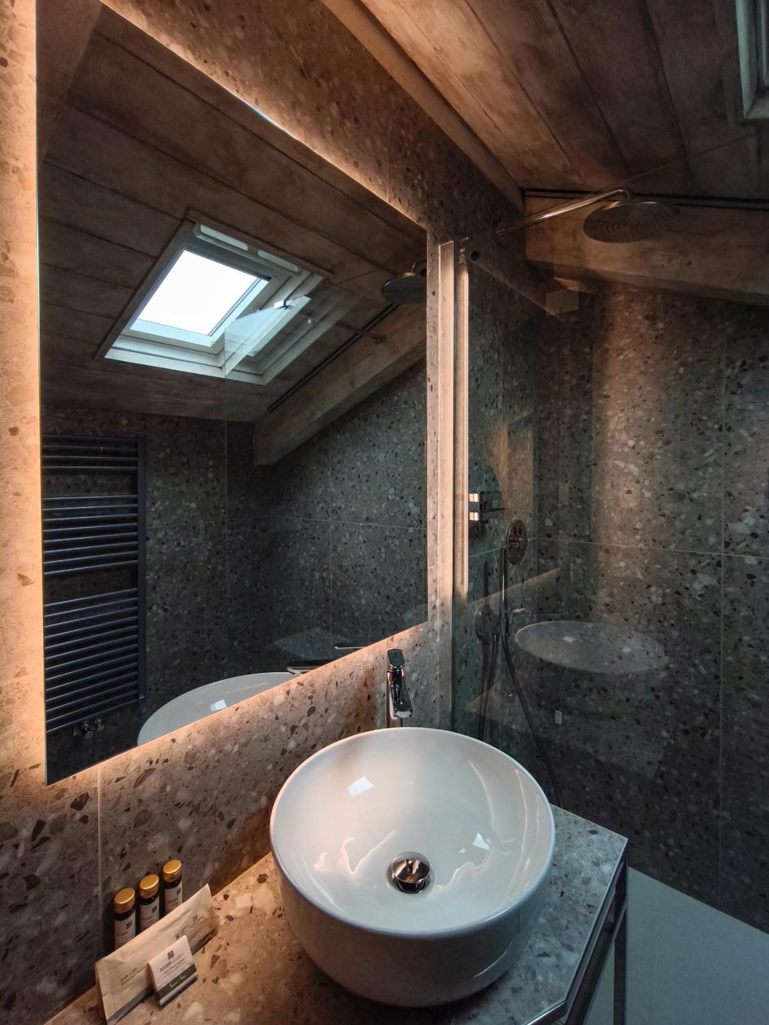 Deluxe Suite - Nebengebäude - Zugang nur über eine Treppe