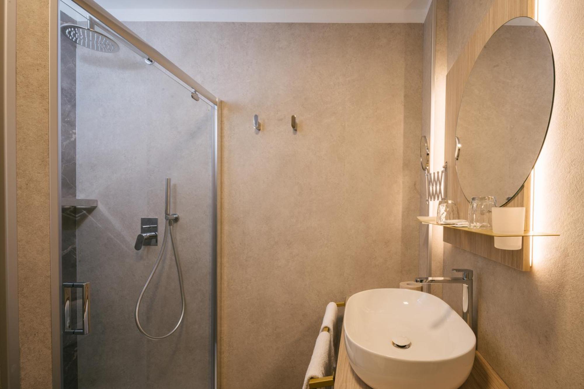 Doppelzimmer mit Balkon