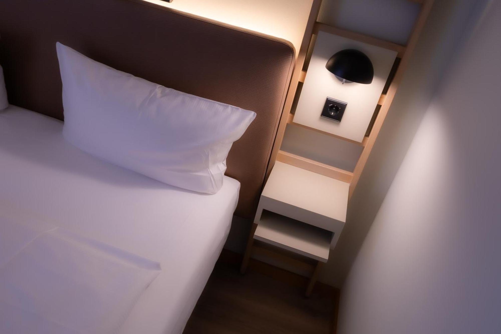 Standard Zimmer mit 1 Kingsize-Bett