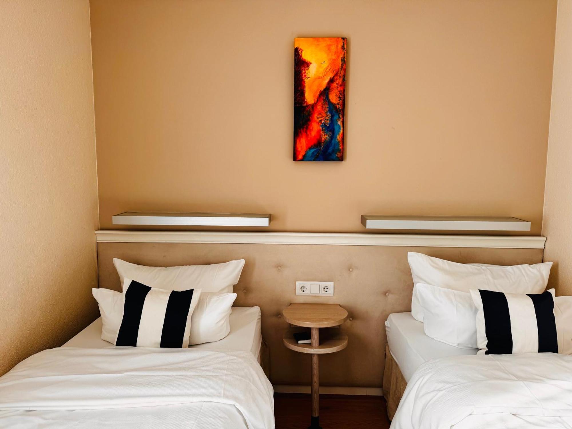 Suite mit Poolblick