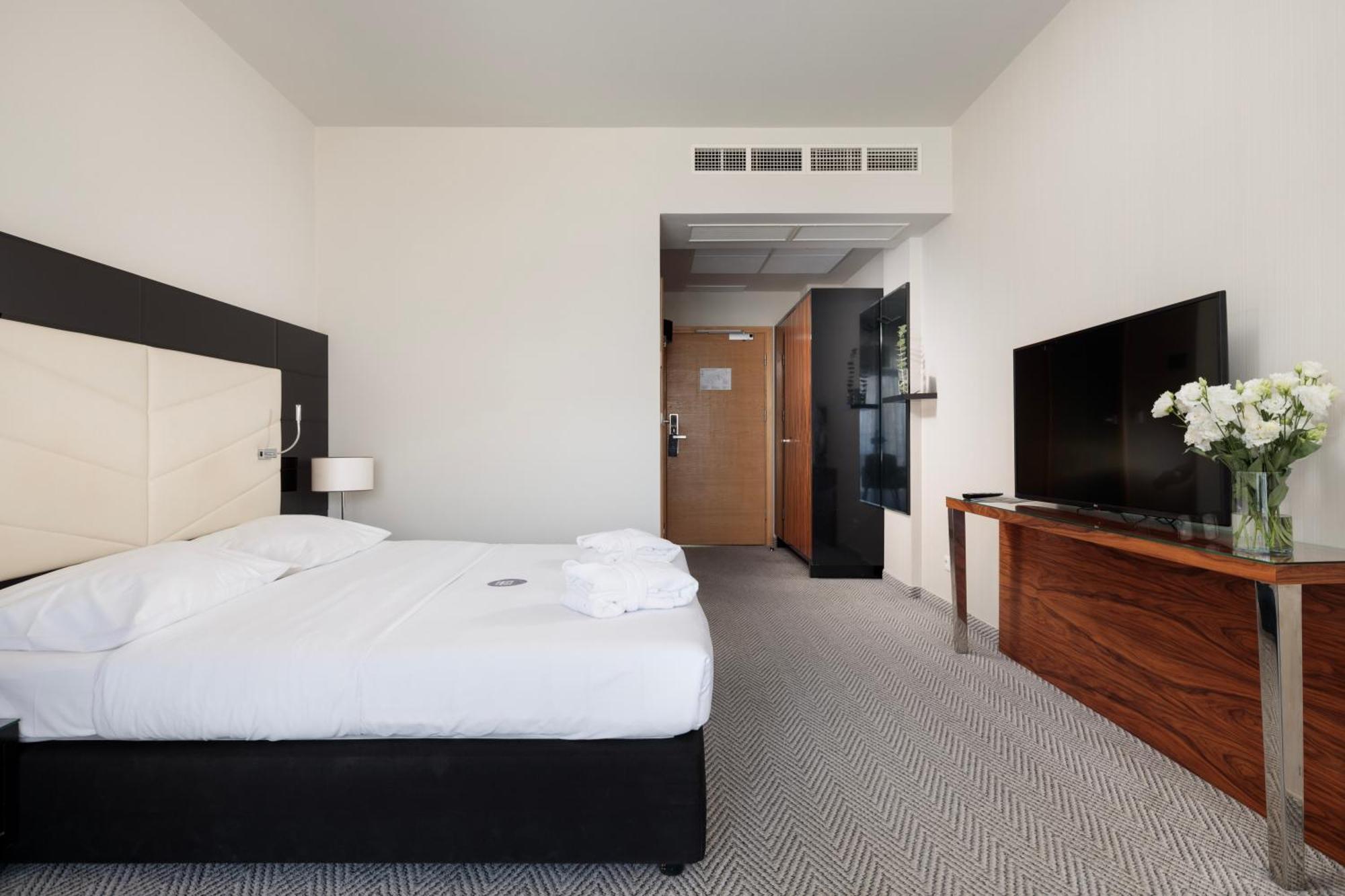 Doppelzimmer mit Balkon
