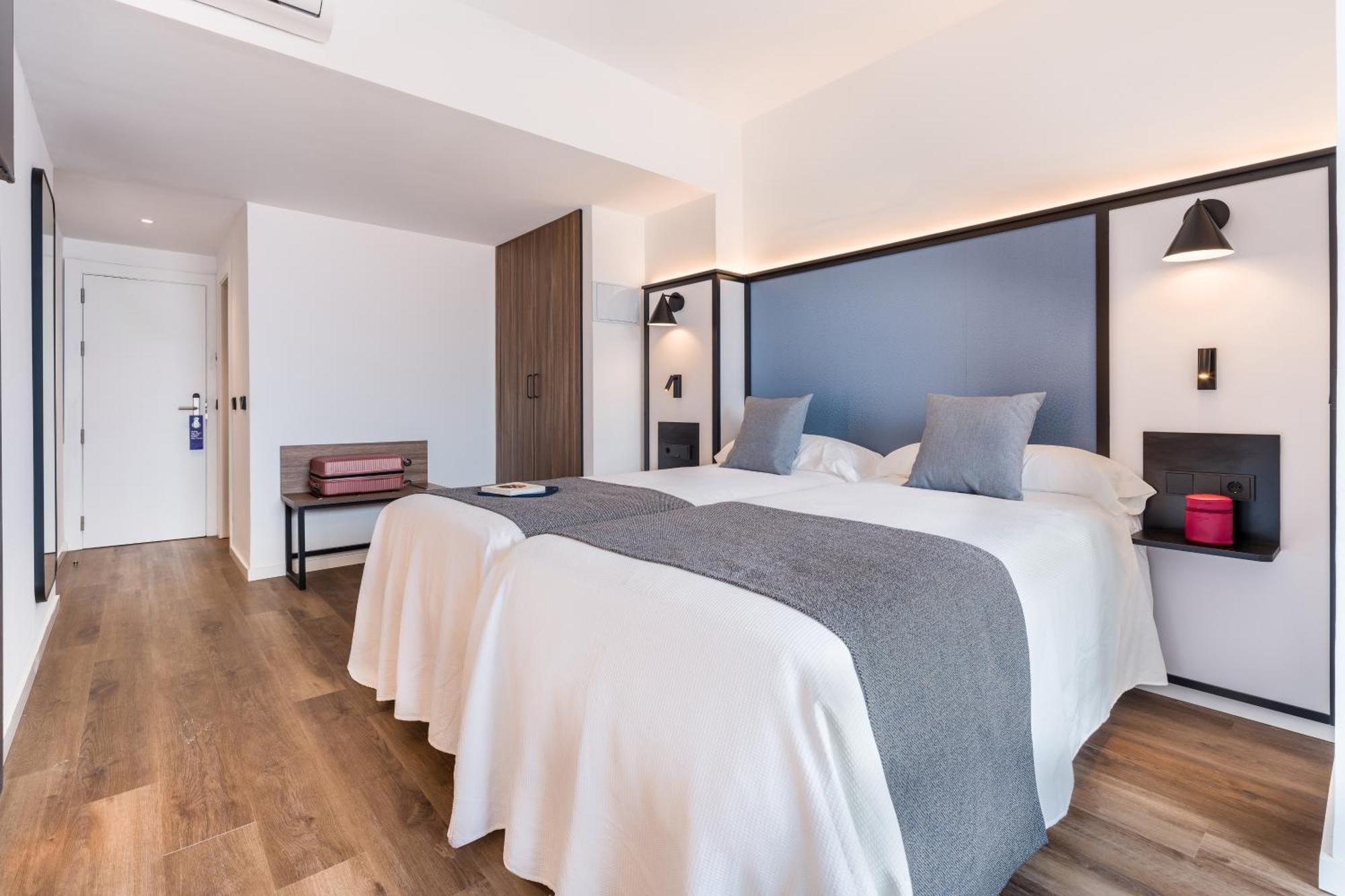 Zweibettzimmer mit Meerblick
