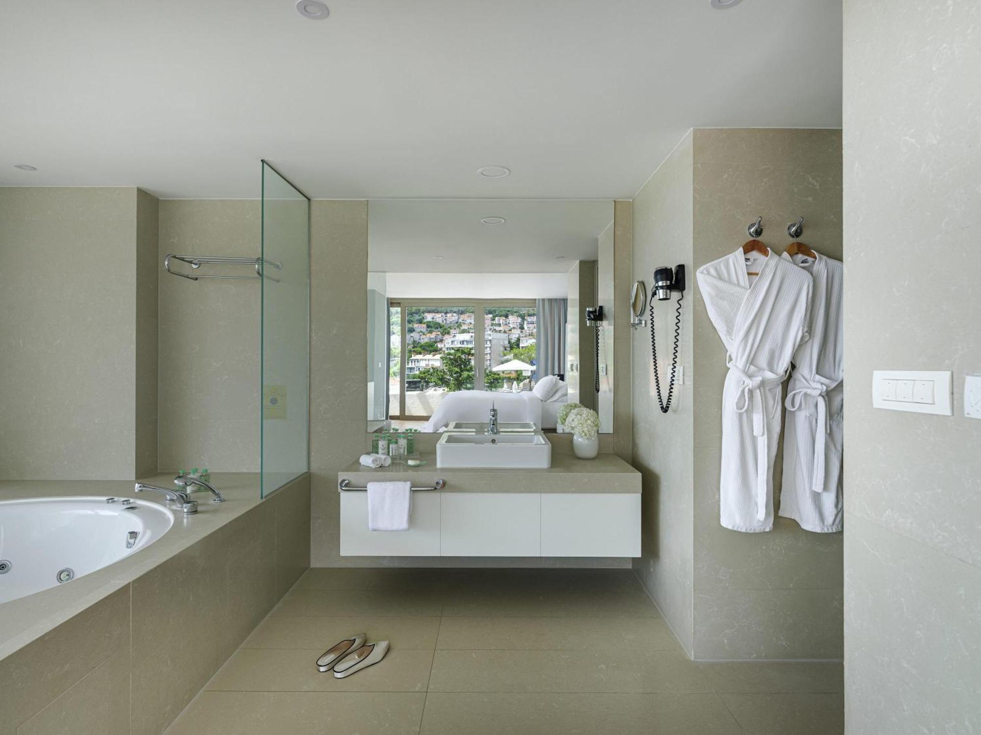 Executive Suite mit Meerblick