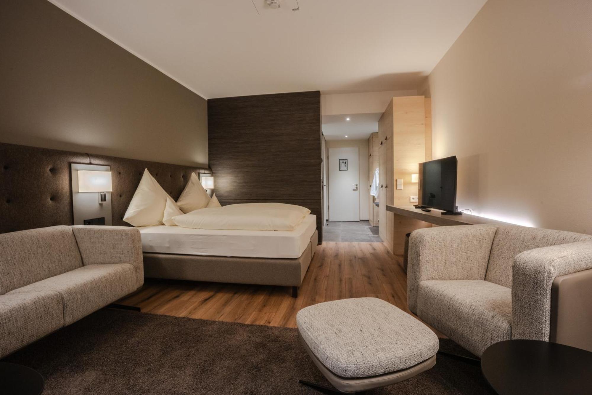 Doppelzimmer mit Gartenblick
