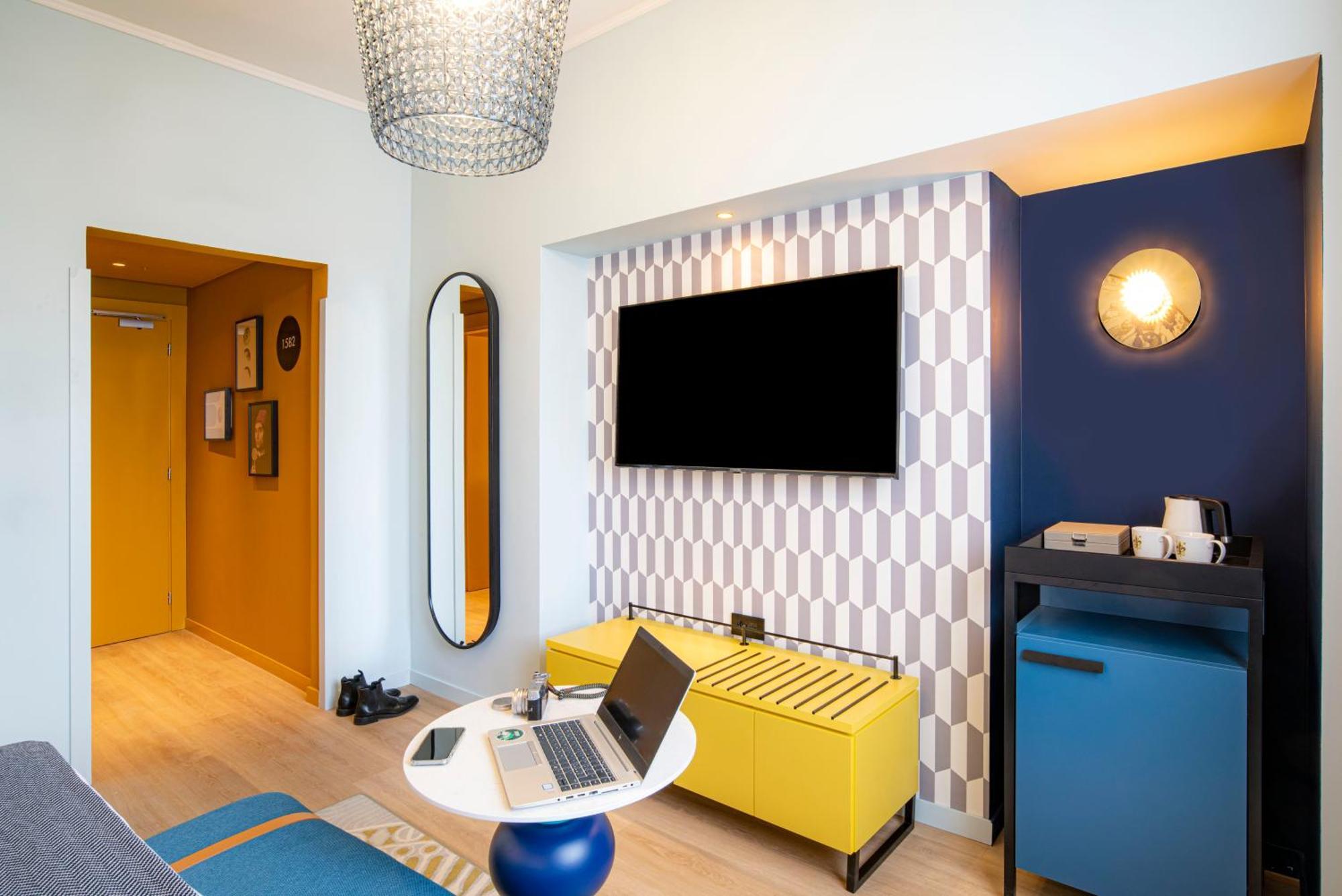 Premium Zimmer mit Kingsize-Bett und Balkon