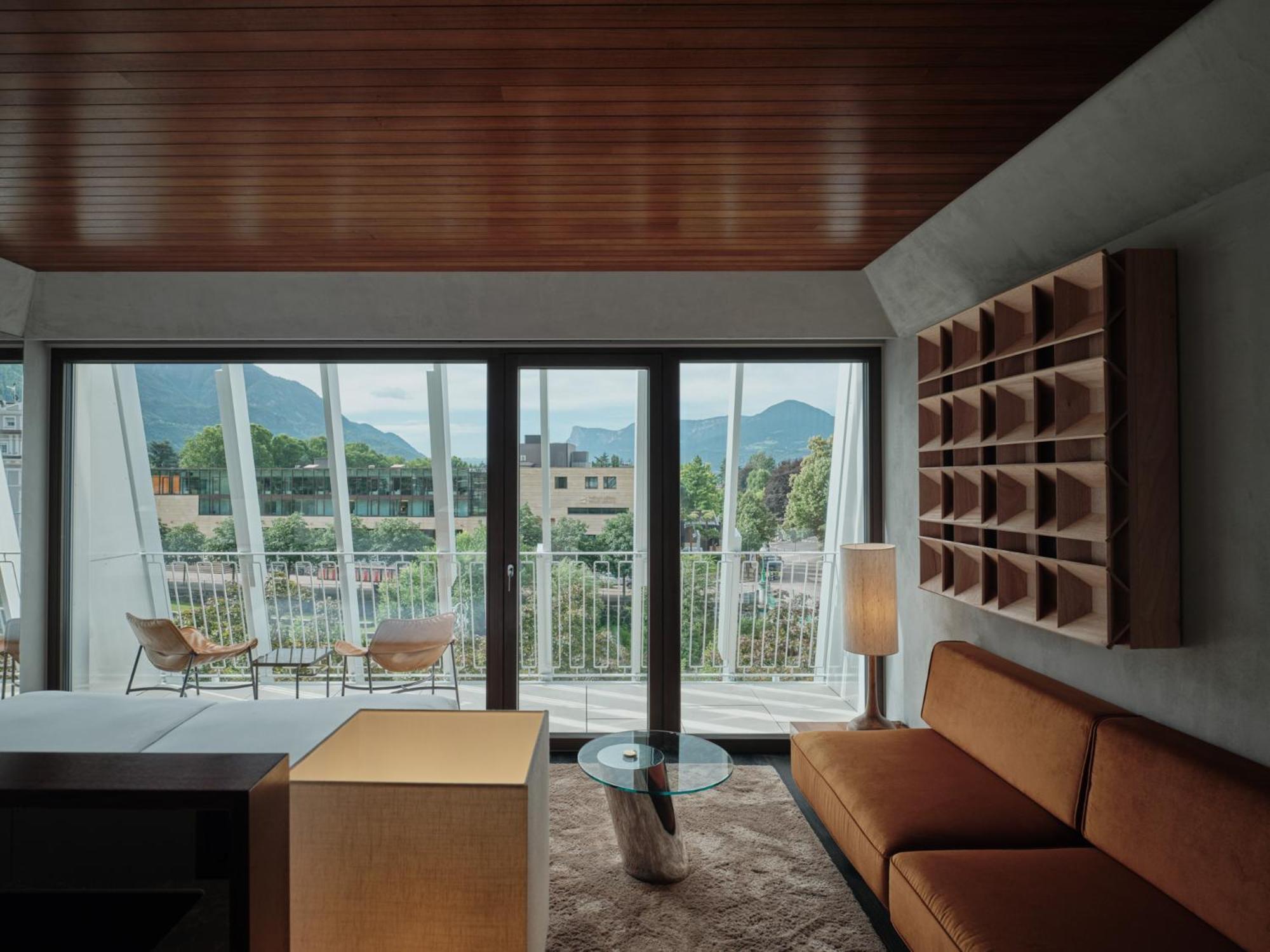 Deluxe Zimmer mit Kingsize-Bett