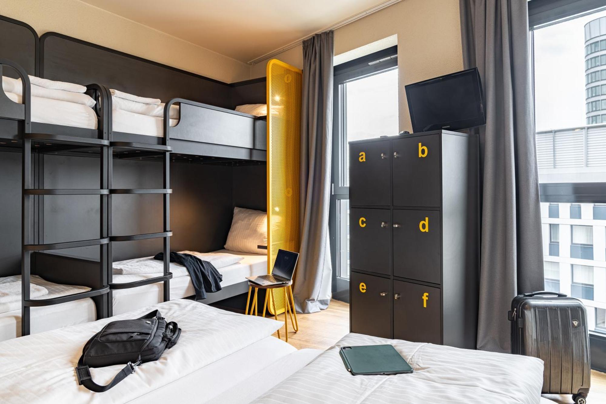 Bett im gemischten 6-Bett-Schlafsaal