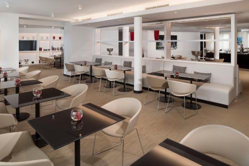 Suite The Level mit Panoramablick – inklusive Zugang zur Executive Lounge