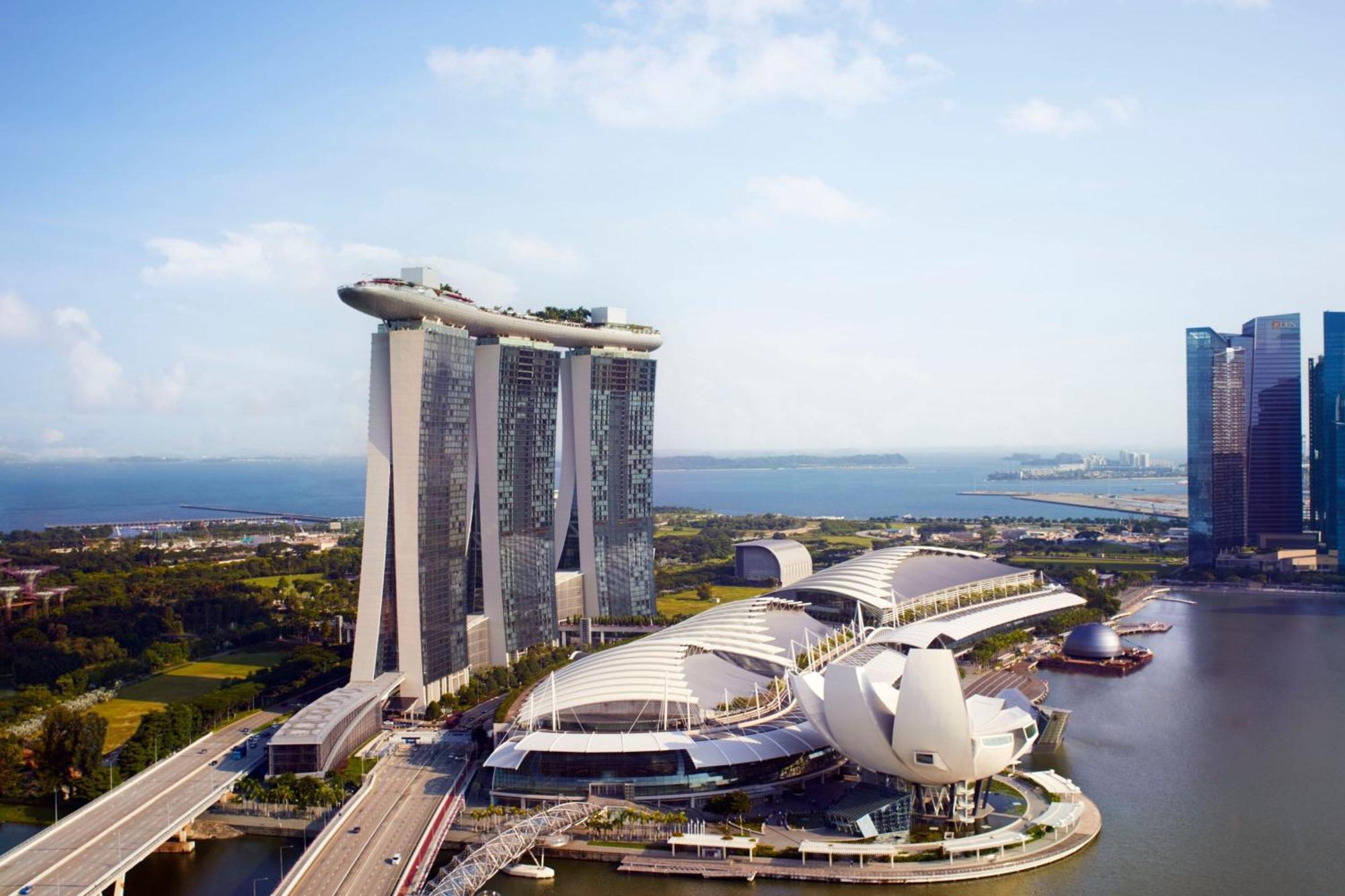 Suite Millenia mit 1 Schlafzimmer, 1 Kingsize-Bett, Blick auf die Marina Bay sowie Zugang zur Lounge