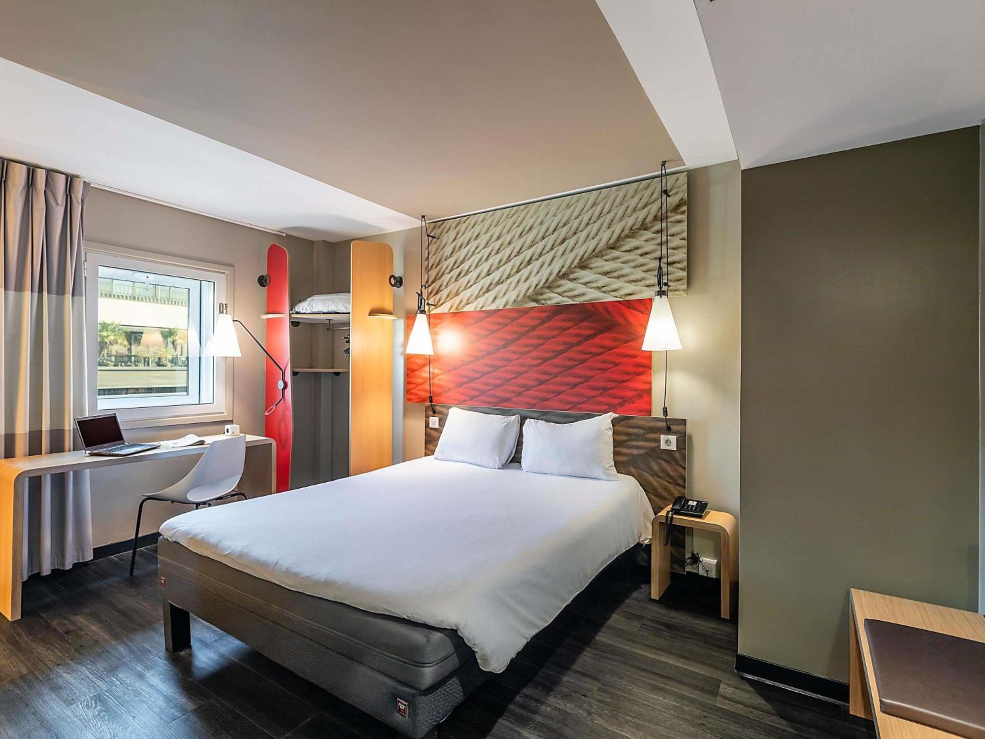 Suite with One Double-Size Sweet Bed.