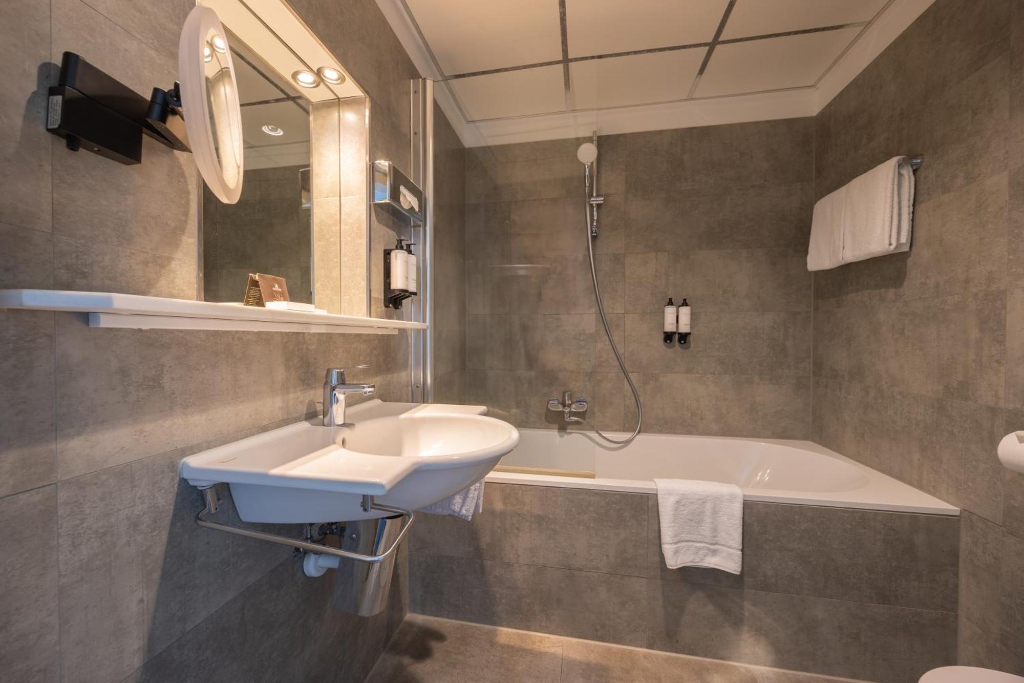 Deluxe Zweibett-/Doppelzimmer