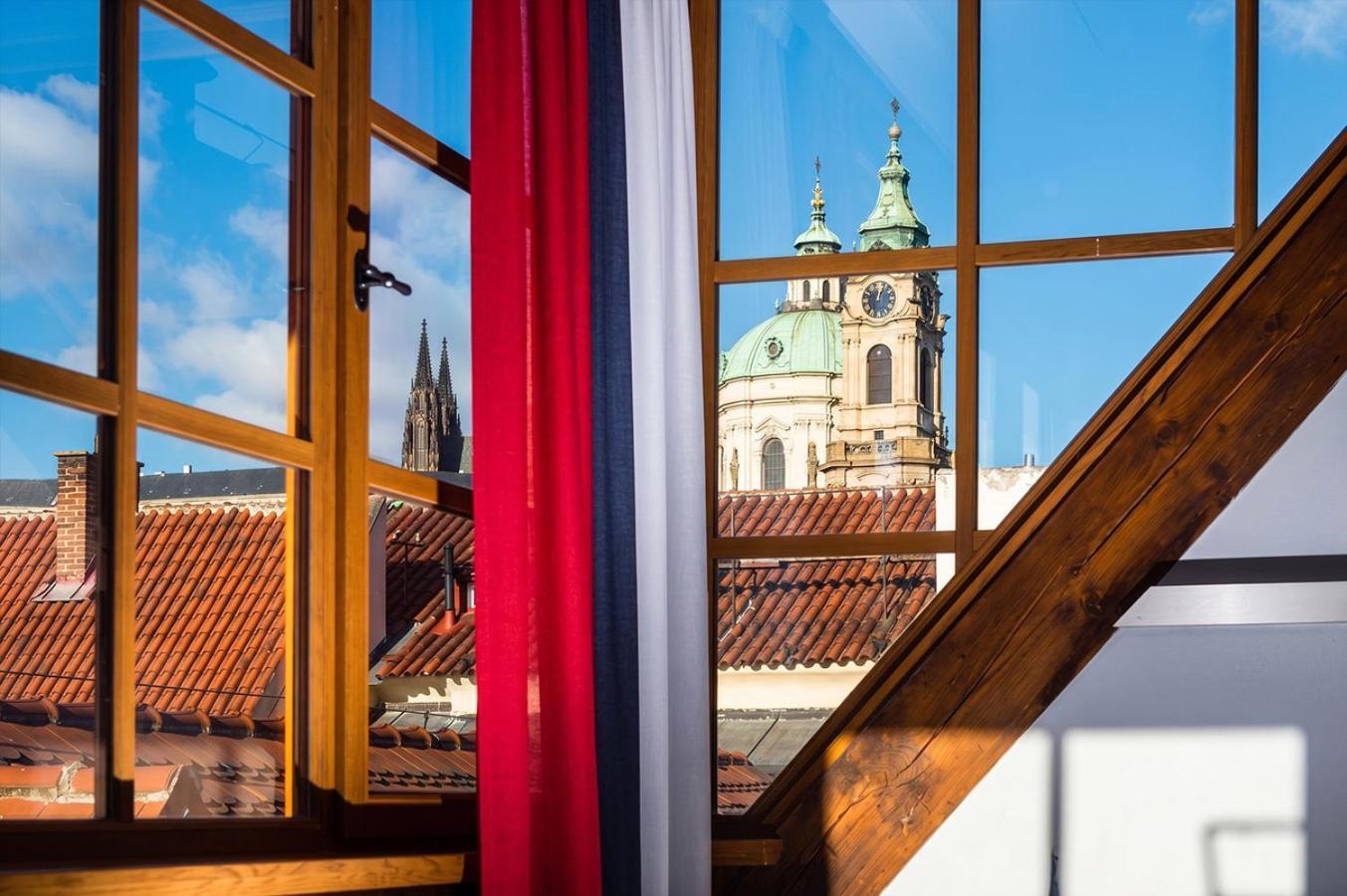 Executive Suite mit Blick auf die Burg