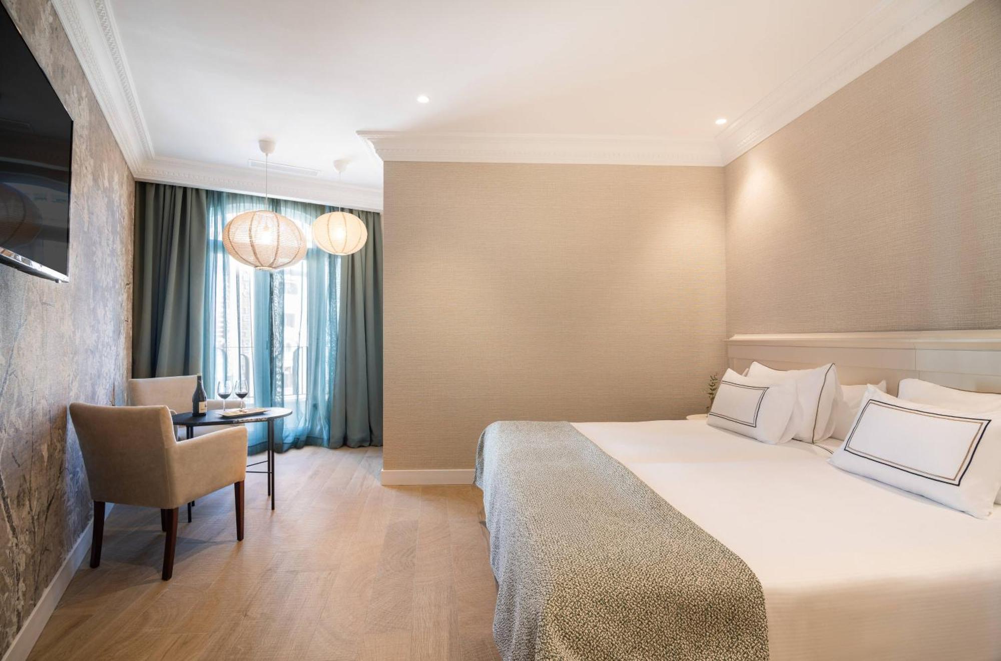 Premium Zimmer mit Blick auf die Plaza