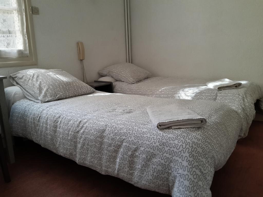 Standard Zweibettzimmer