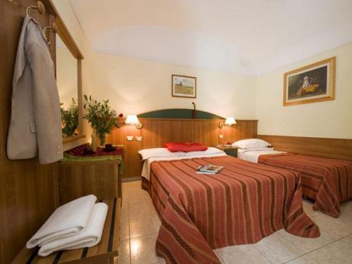 Dreibettzimmer
