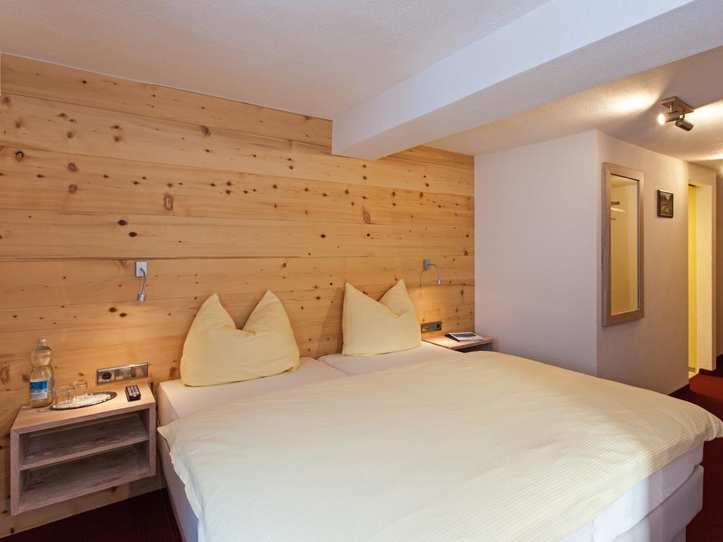 Dreibettzimmer