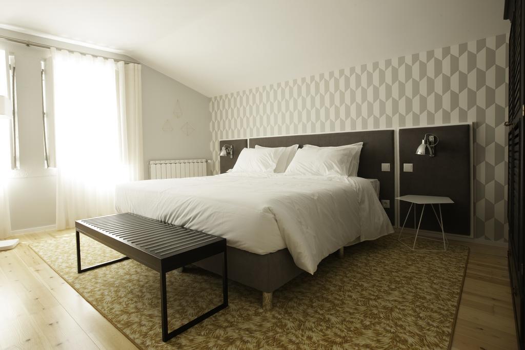 Doppel-/Zweibettzimmer mit Stadtblick