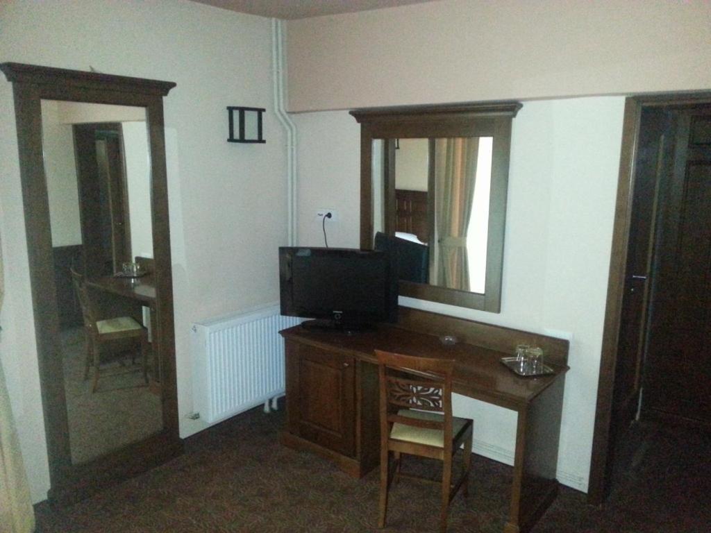 Doppelzimmer mit Schlossblick und Balkon
