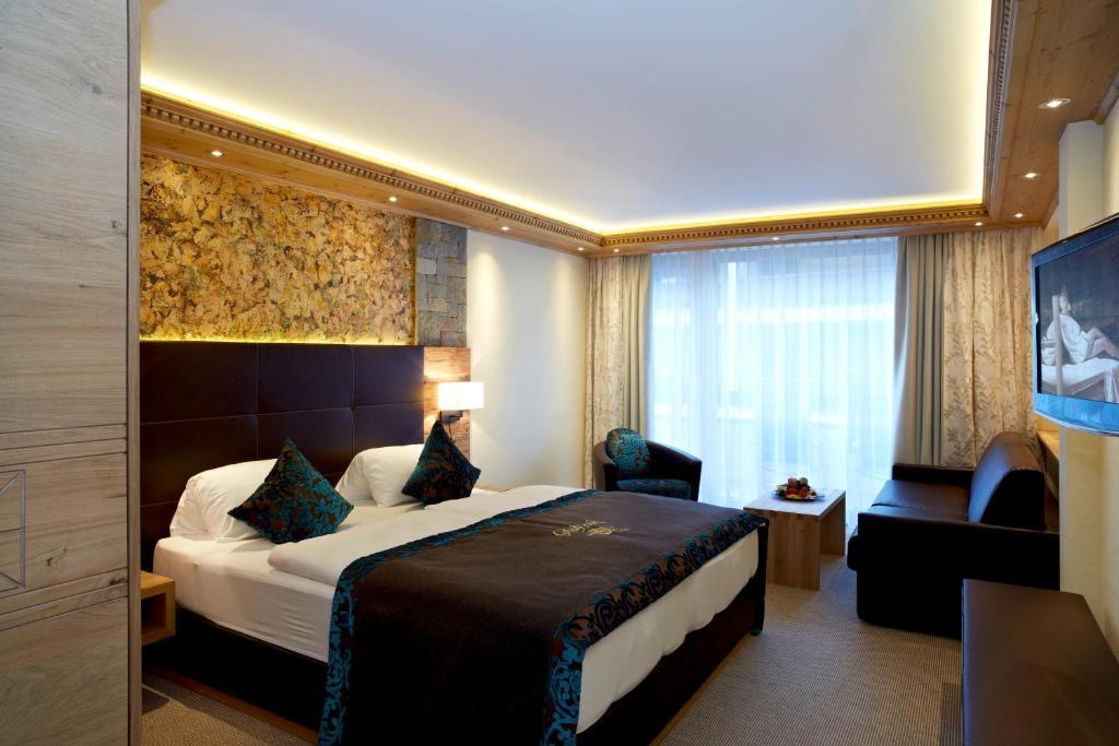 Doppelzimmer mit Dorfblick