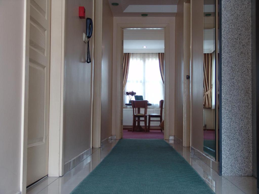 Dreibettzimmer