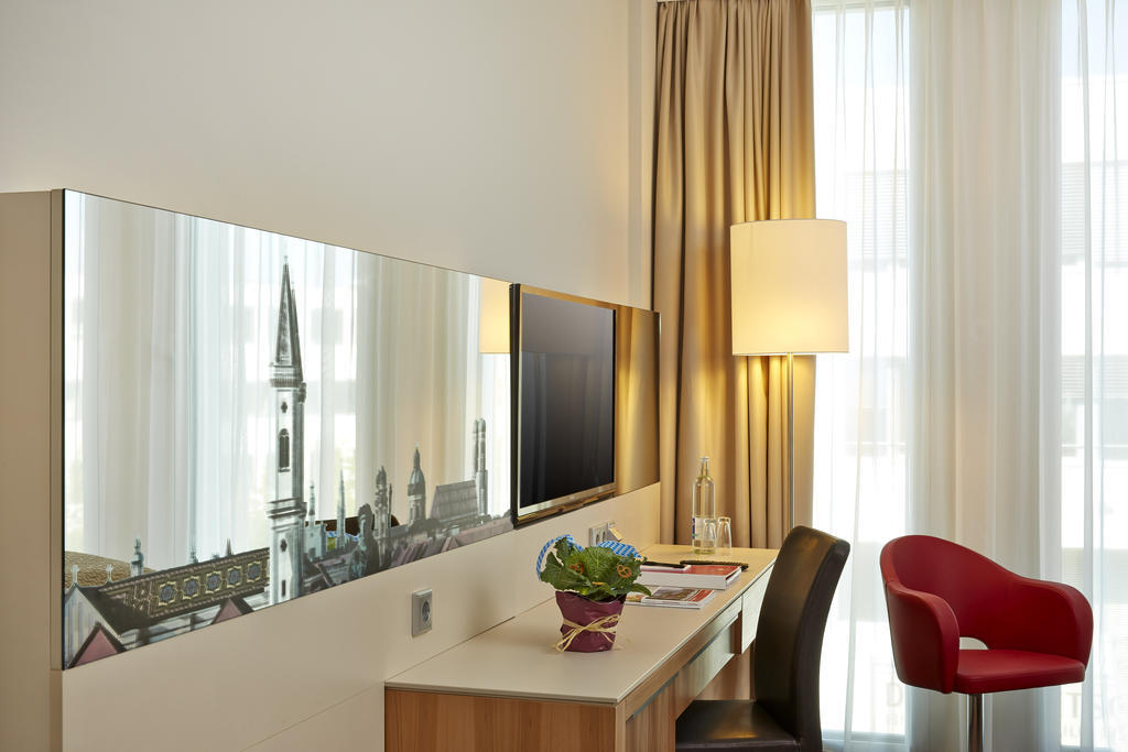 Familienzimmer (2 benachbarte Zimmer mit Verbindungstür, nach Verfügbarkeit)