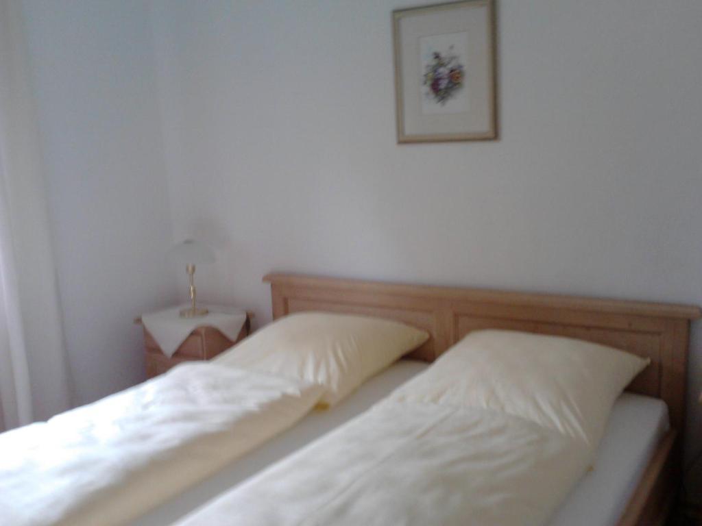 Diese Ferienwohnung ist 1 km von der Pension entfernt.
