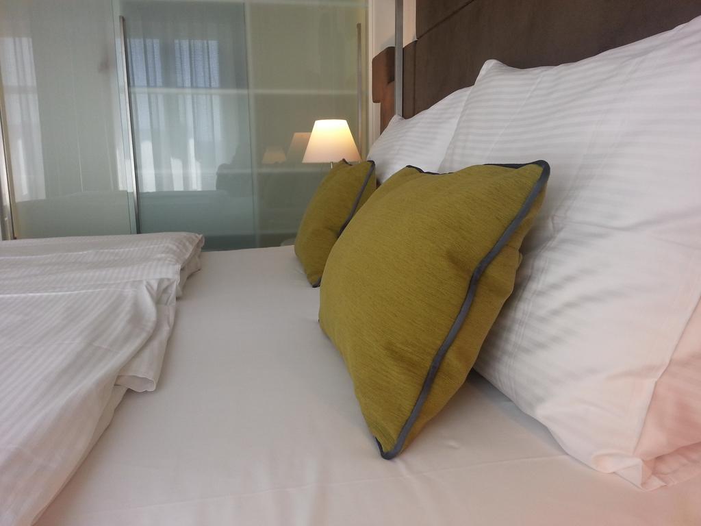Double Room,136708659:JPEG