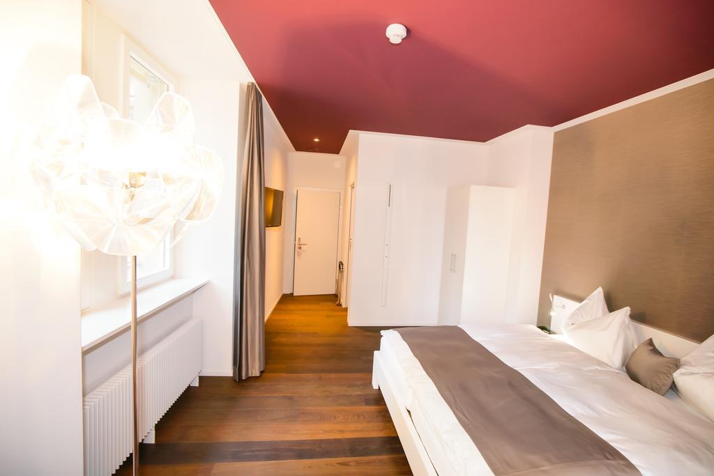 Designer-Doppelzimmer mit Balkon