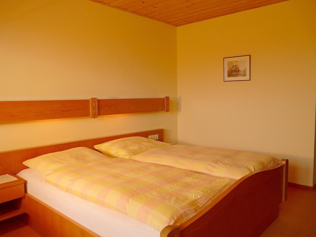 Dreibettzimmer