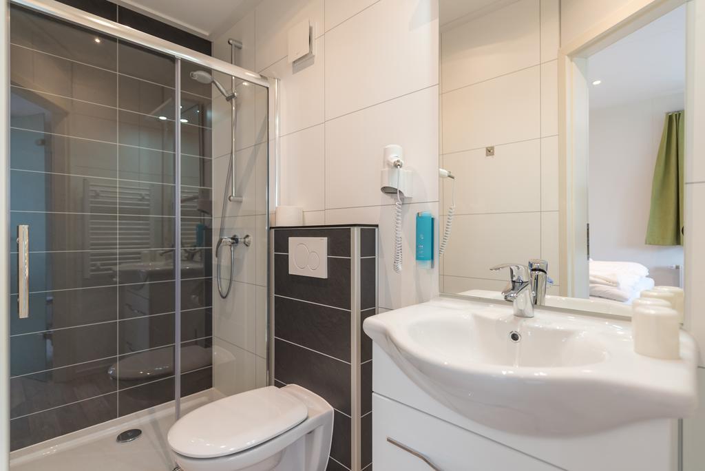 Superior Doppelzimmer mit Terrasse – in der Ferienanlage