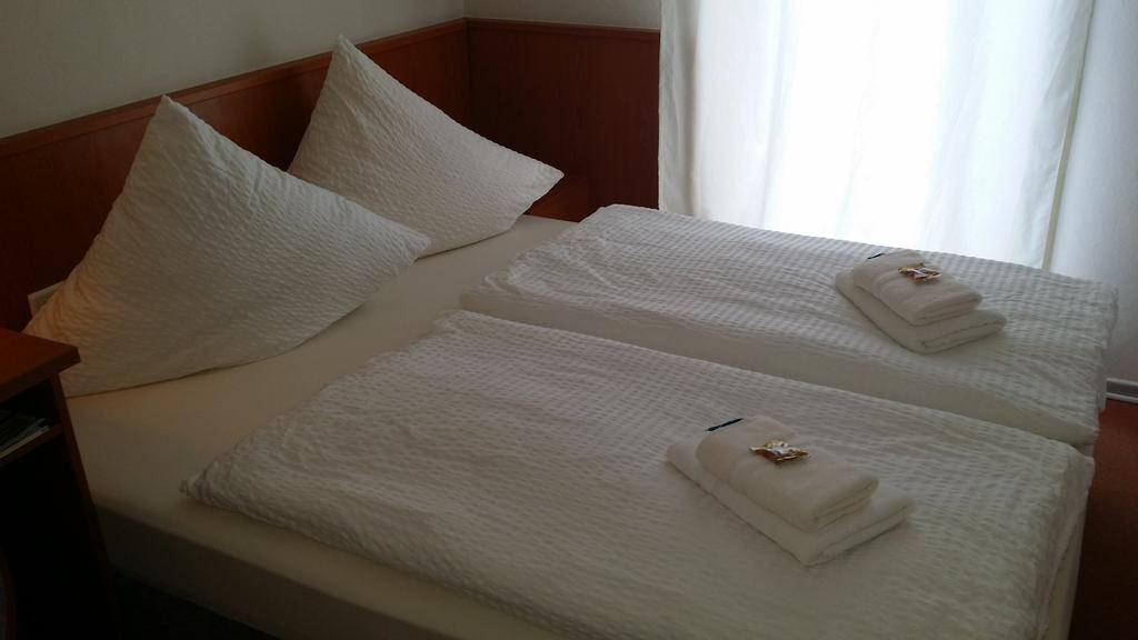 Budget Doppelzimmer mit Gemeinschafts-WC