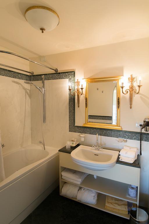 Suite Deluxe mit Balkon