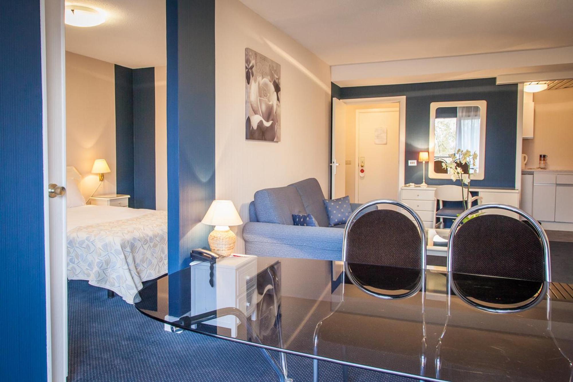 Familienzimmer (2 Erwachsene + 2 Kinder)