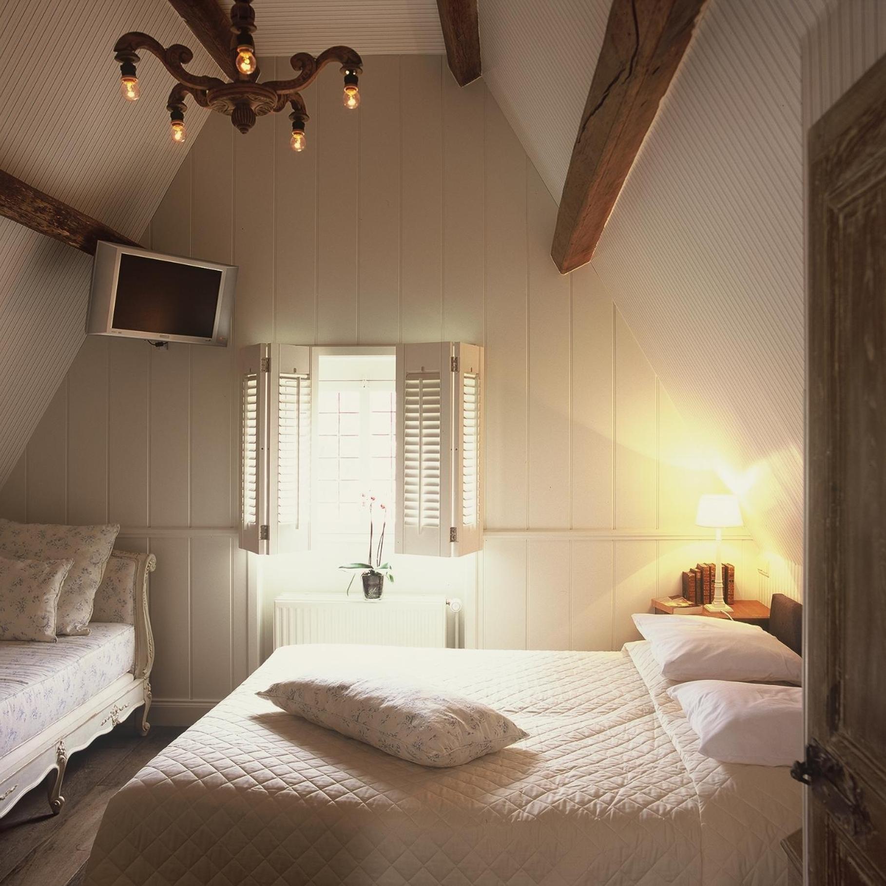 Charming Small Room