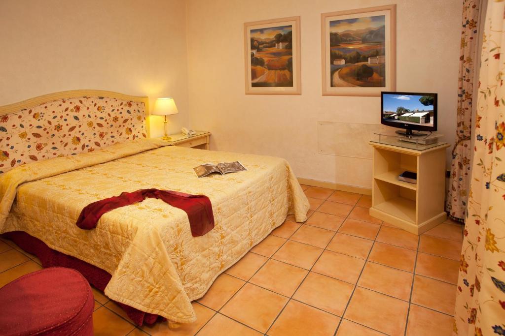 Doppel-/Zweibettzimmer mit eigener Terrasse