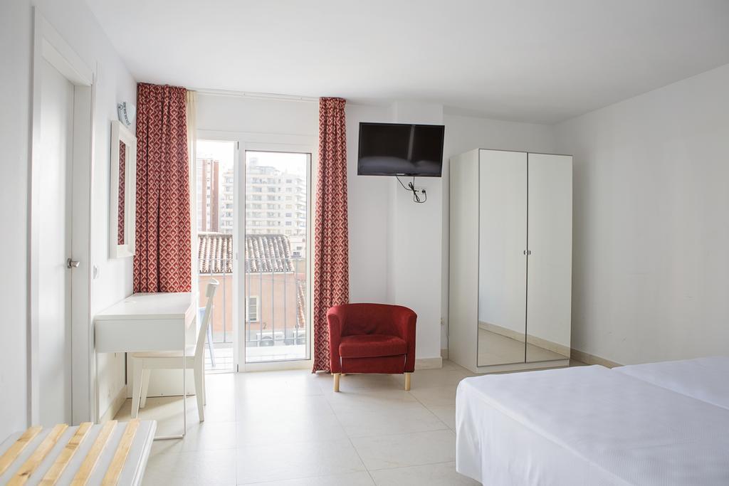 Doppelzimmer mit Balkon