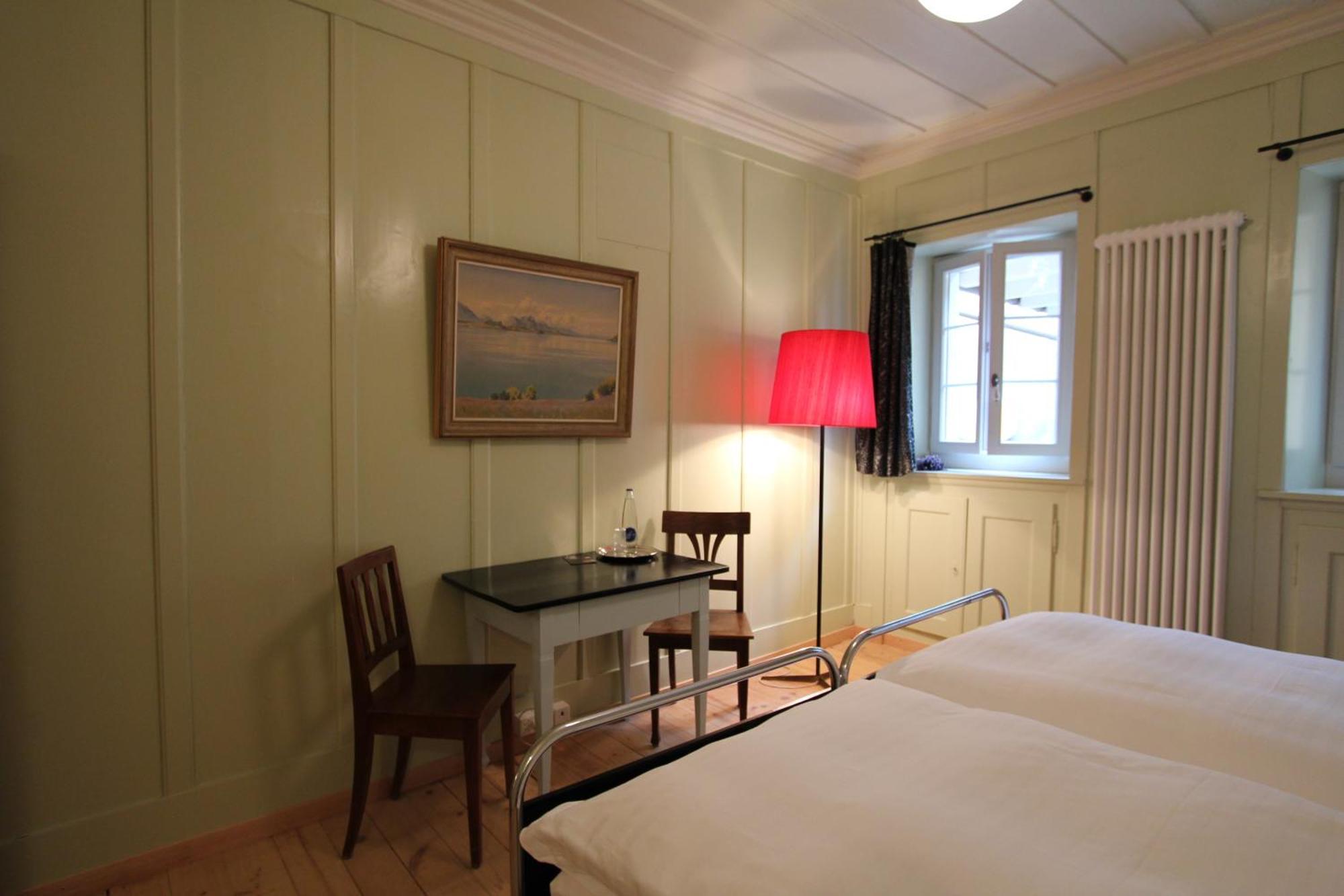 Zweibettzimmer mit Gemeinschaftsbad