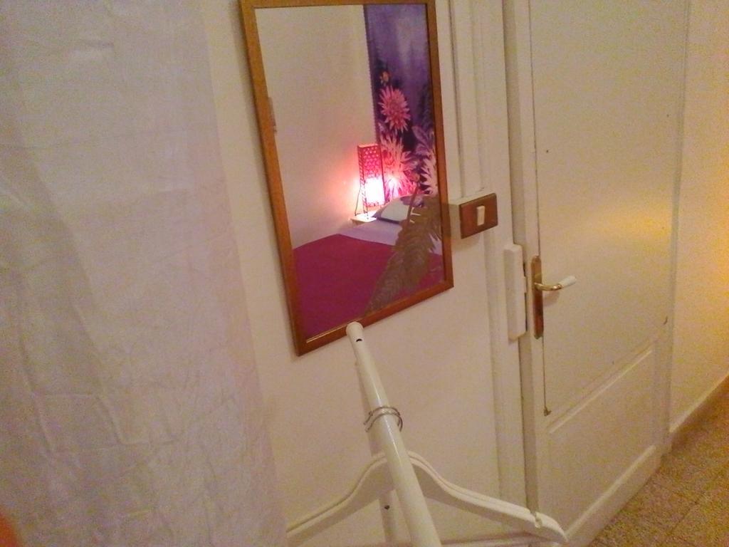 Kleines Doppelzimmer mit Gemeinschaftsbad