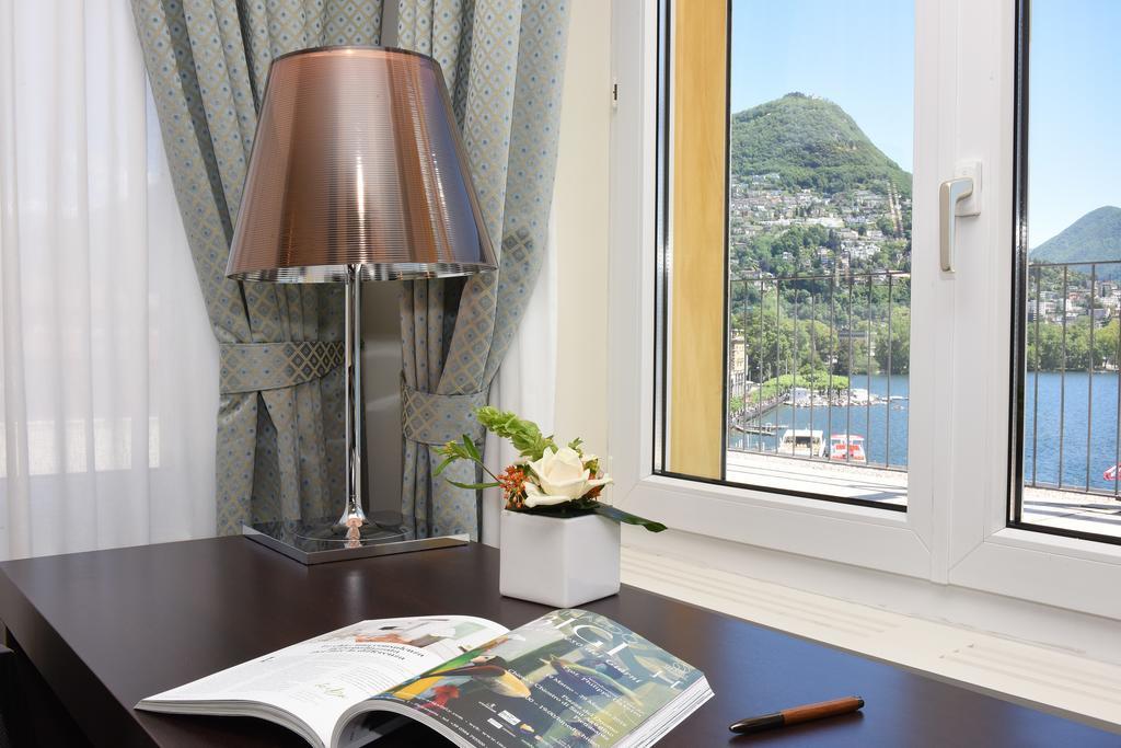 Zwei miteinander verbundene Einzelzimmer mit Seeblick und Balkon