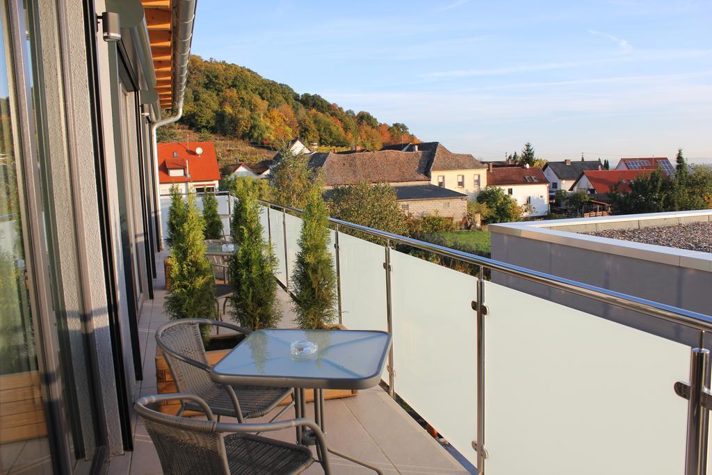 Doppelzimmer mit Balkon
