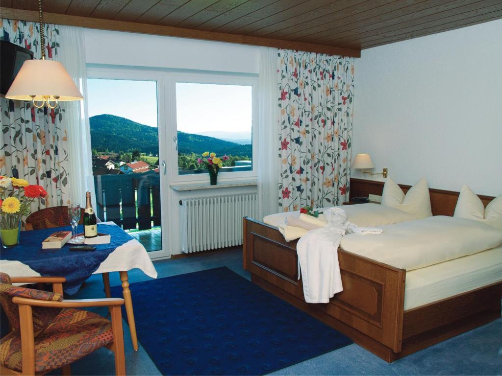 Doppelzimmer mit Südbalkon