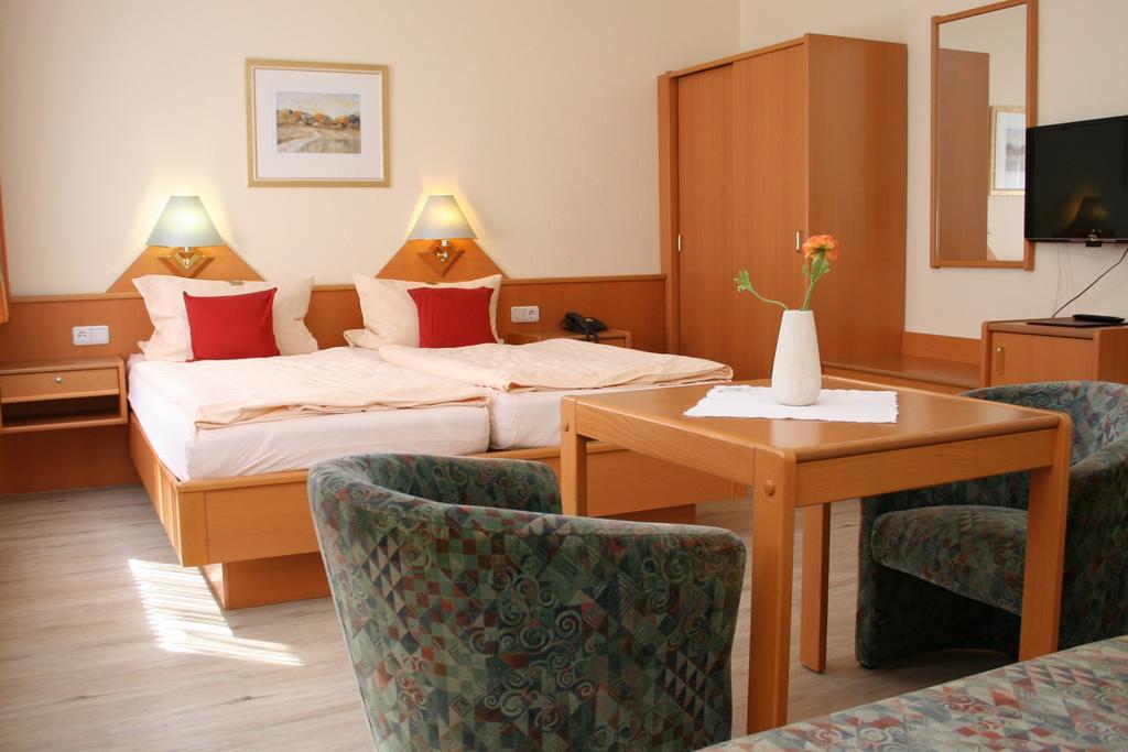 Dreibettzimmer