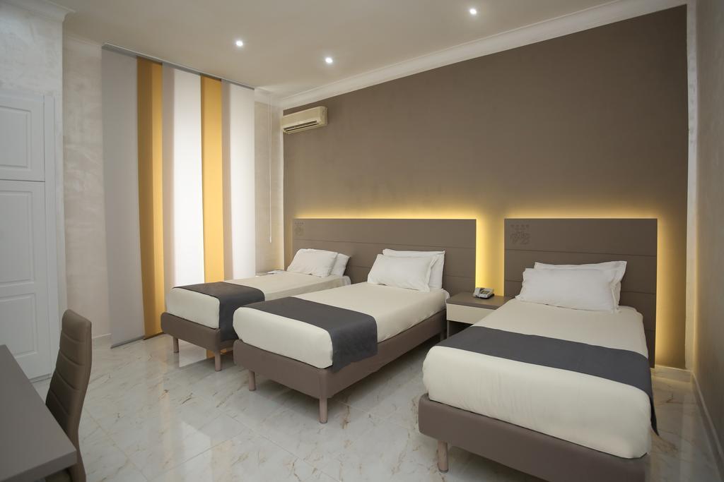 Dreibettzimmer
